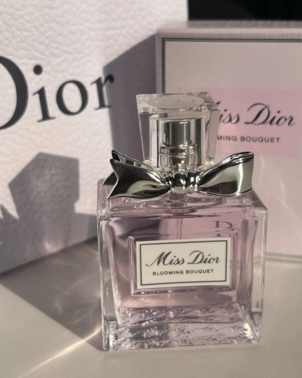 MISS DIOR
